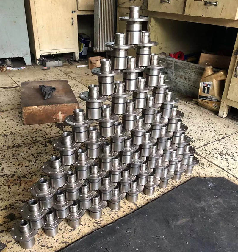 沈陽人和機械生產(chǎn)的旋轉(zhuǎn)接頭 沈陽人和機械生產(chǎn)的旋轉(zhuǎn)接頭